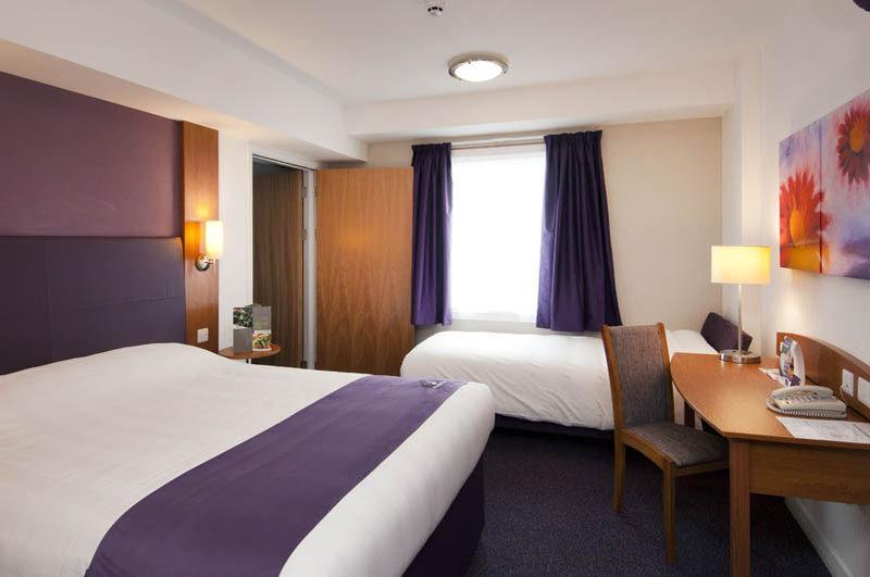 Premier Inn הינקלי מראה חיצוני תמונה